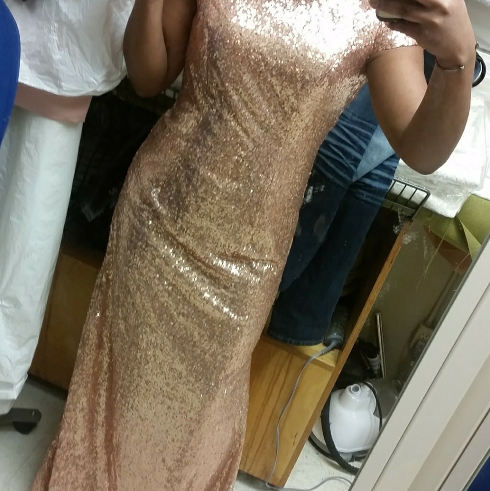 Dress - Picture 2 of 3